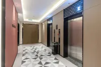 柏曼飯店（貴港港南政務中心高鐵站店） - 3 星級