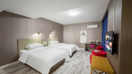 mango wanyu hotel Отели рядом с достопримечательностью «Taozhu Memorial Hall»