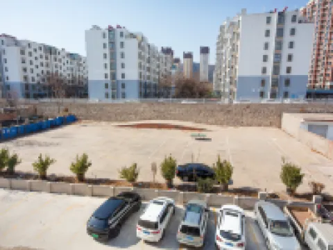 Elong ME Hotel (She County Longshan Dajie) Hotels in She