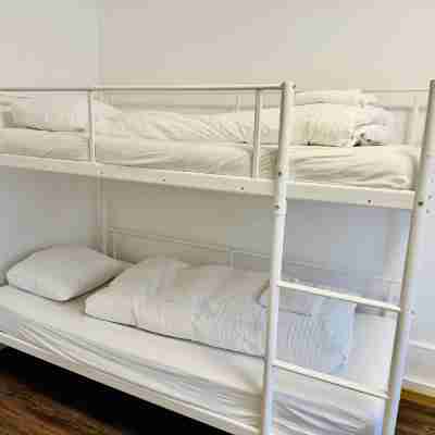 Happy Central Apartment Rooms