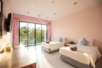 Xanadu Beach Resort