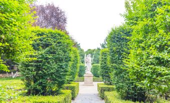 Yuanli Homestay(Dayan Pagoda Datang Night City Store)