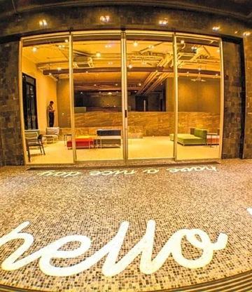 รูปภาพของโรงแรมโคเม็ท สุราษฎร์ธานี