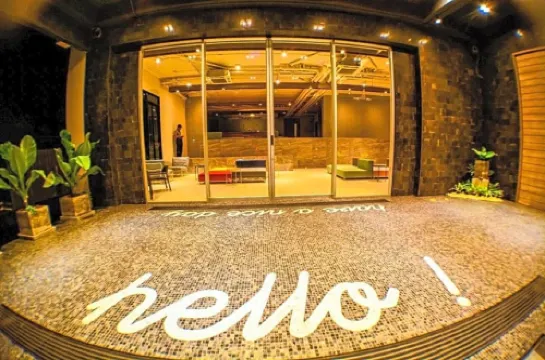 Comet Hotel Surat Thani