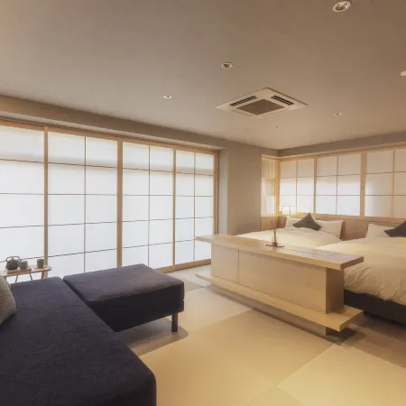 Ryokan Asukasou at the Entrancne of Nara Park