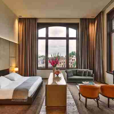 Conservatorium Hotel Rooms