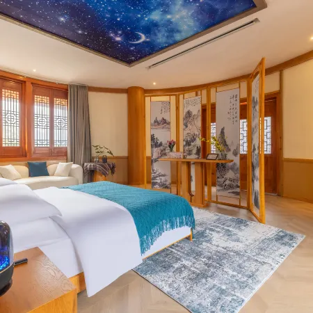 Guiding Tianxia Liangcang Homestay (Jinhai Xueshan)