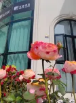 New Good Hotel
