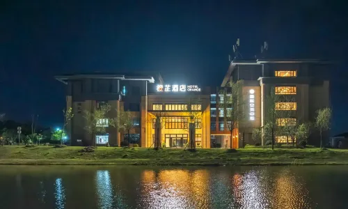 Orange Hotel