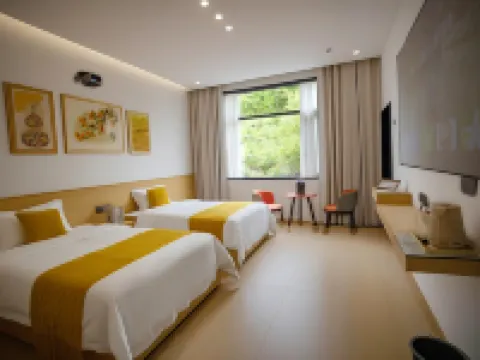 Pingshui Xiangfeng Homestay,HeFeng Hotel di Hefeng
