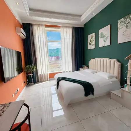 Tonghua Qingxiang LOFT Red Star Macalline Homestay