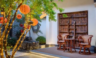Xiyue Courtyard Hotel