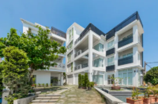 Bai Shuei Mu Inn Hotels in Chuanfan Rock