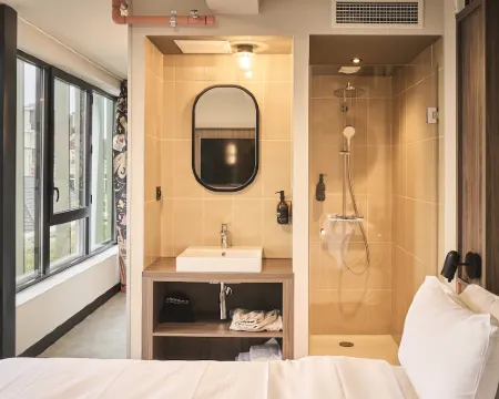 JOST Hôtel Lille Centre Hotels in Lille