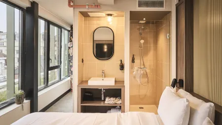 Jost Hôtel Lille Centre Отели в г. Nord-Pas-de-Calais