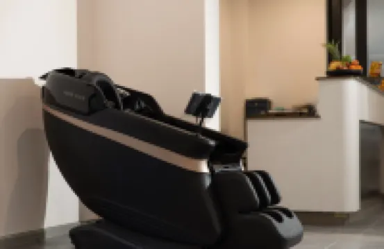 潤境逸賢居デザイナー酸素供給民宿 香格里拉（独克宗古城大仏寺転経筒）