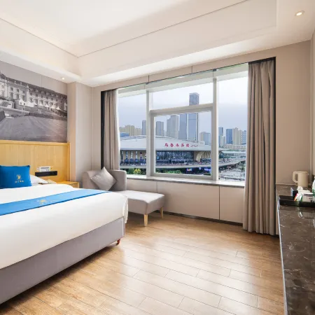 High Speed Rail One Plus One Hostel (Urumqi Station Branch) Отели рядом со станцией Wulumuqi Railway Station