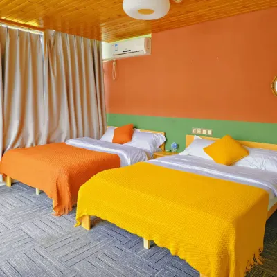 Shenzhen Shibeiju Homestay Отели рядом с достопримечательностью «Кичонг Бич»