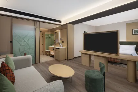 Hilton Garden Inn Zhangjiajie Tianmen Mountain Отели рядом с достопримечательностью «Zhangjiajie Administration Institute»