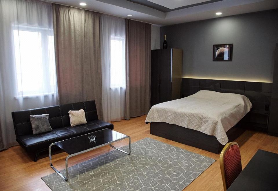 나바 호텔 예레반