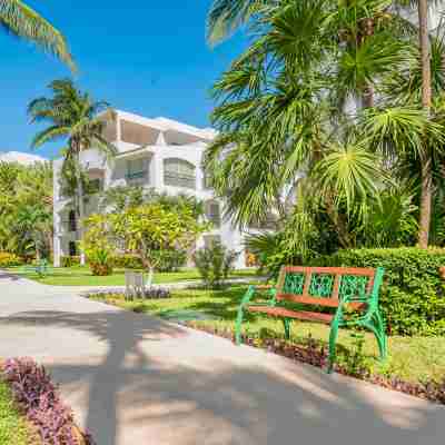 Beachscape Kin Ha Villas & Suites Hotel Exterior