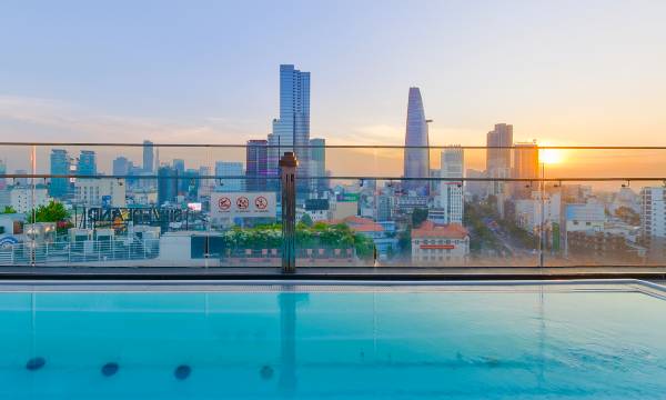 Winsuites Saigon Hotel
