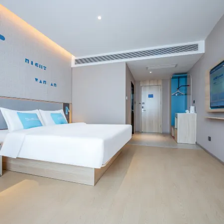 Home Inn (Zoucheng Pingyang West Road Xiangyun Square Branch)
