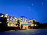Qiyuan International Hotel (Xinzheng Airport) Hotels near Mosque Women Temple (Huayang Zhai)