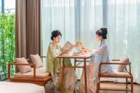 Moshang Qingya Hotel (Jingdezhen North Railway Station, Taoxichuan Road Branch)