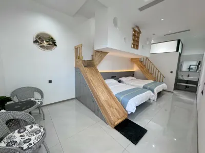 Donglin Homestay Hotels near Golden Beach