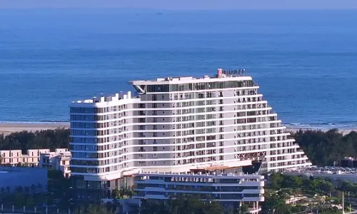 HUALUXE Beihai Silver Beach Resort