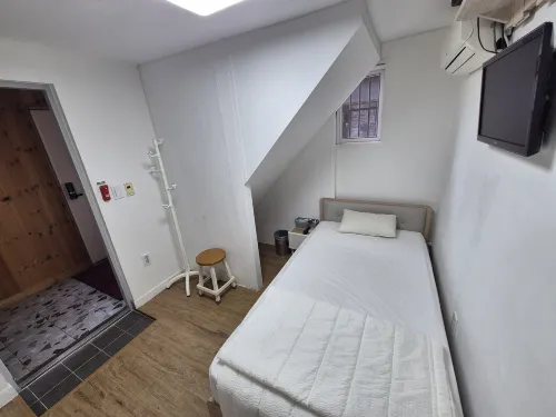 NAMSAN SOON GUESTHOUSE - Pensionaatit