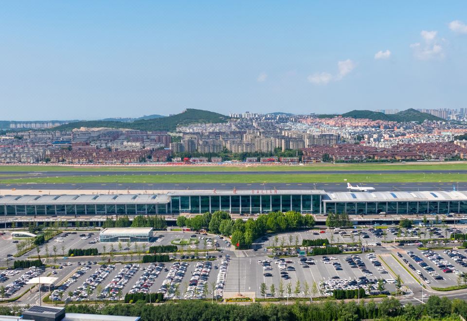 IntercityHotel Dalian Airport Wanda Plaza