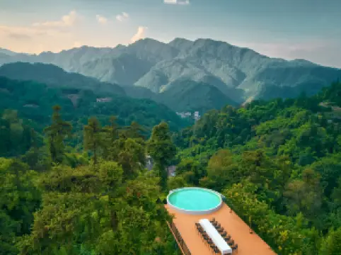 峨眉山淓雲積民宿