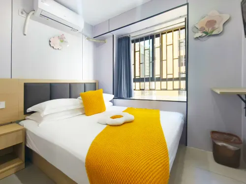 Yuanmeng Chinese Inn (Kunming Railway Station)