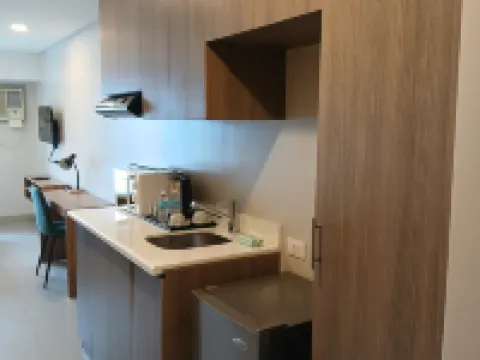 Milton Hotel Makati マカティのホテル