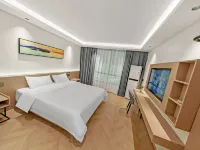 Duyun Yunfeng Hotel - Mountain view