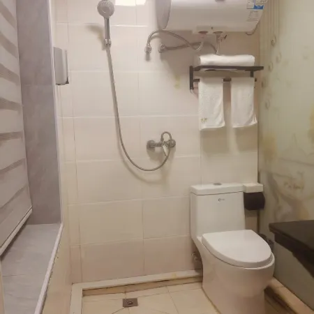 Yujia Hotel