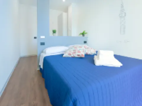 Alle Porte Del Centro - Guest House - Reggio Emilia - Ingresso Centro Storico - Parcheggio Gratuito 瑞吉歐.艾米里亞酒店