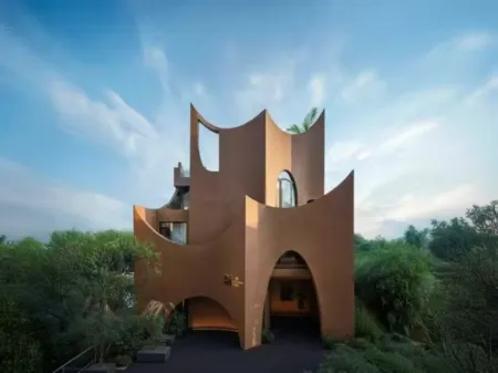 A corner hotel Отели рядом с достопримечательностью «Lushan Temple»