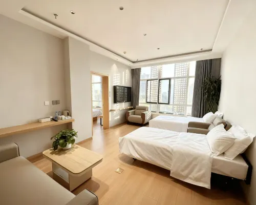 Golden Rome Fifth Season Hotel Hotels in Cangzhou