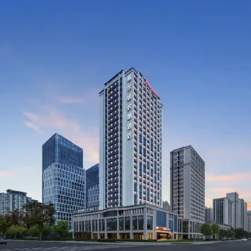 Hampton by Hilton Hangzhou Xiaoshan People's Square Отели рядом с достопримечательностью «Чжоу Чжоу Чжоу Люк-Путе»