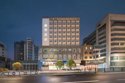 Zunyi Hotel (Zunyi Conference Site) Hotels in Honghuagang District