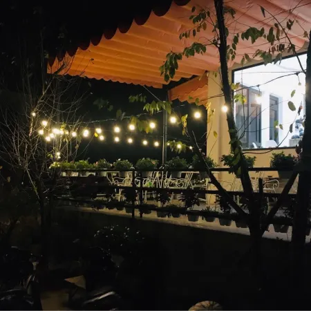 Nang's Villa & Coffee