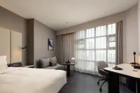 Ningbo Yinzhou Garden Atour Hotel on South Rainbow Road