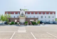 B&B Hotel Lyon Saint-Bonnet Mi-Plaine - Pysäköinti