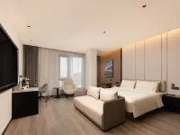 Atour Hotel Beijing Media University Guanzhuang Subway Station Hotels near Baliqiao Station