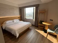 Changrong Grand Hotel 샤장 호텔