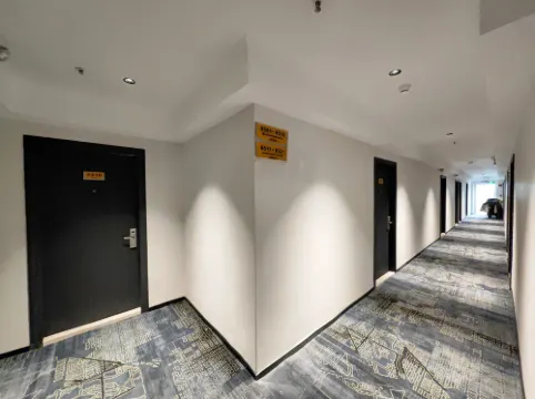 No.8 Season Hotel (Shenzhen Dongmen Hubei Subway Station Branch) Area Publik Photos