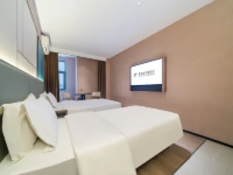 Landison® Cigle Hotel (Shanghai International Resort Chuansha Metro Station) Hotels in Shanghai